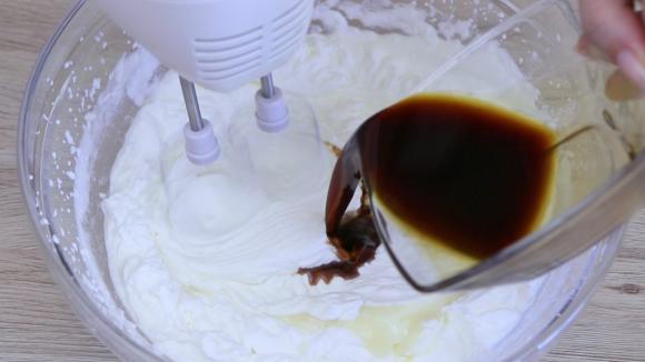 Sbriciolona al caffe - passaggi procedimento - torta senza cottura - ilRostivendolo - StevenGY