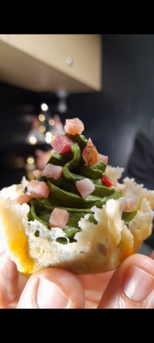 ricetta natalizia, aperitivo, antipasto, Cestini di Parmigiano con Crema di Spinaci e ceci