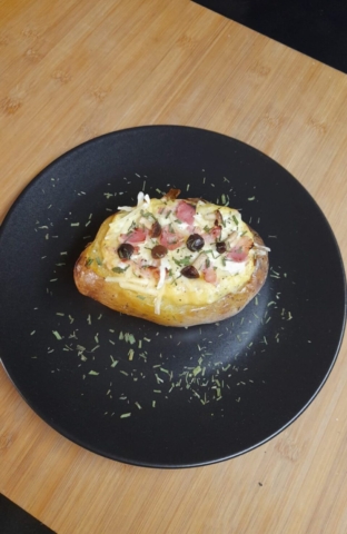 ricetta patata fracita, patata al cartoccio ripiena prosciutto e funghi, rostivendolo Pisa