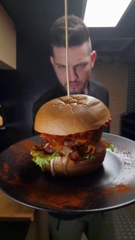hamburger di chianina, whisky Jack Daniels, Worcestershire