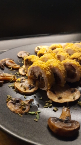 ricetta sushi di pollo e funghi, senza pesce