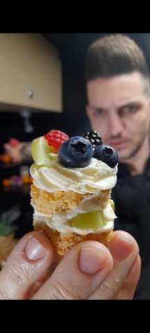 ricetta tortino monoporzione con crema chantilly e frutta fresca