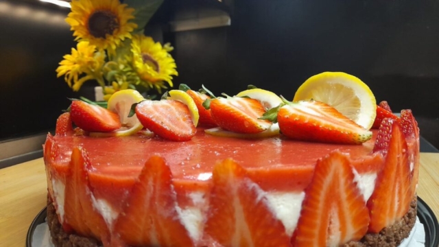 ricetta cheesecake pan di stelle e fragole