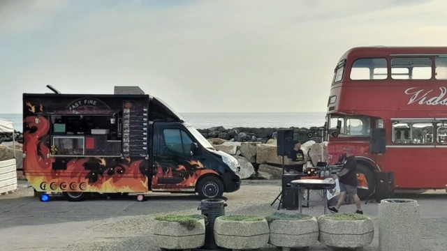 Rostivendolo Street Food - Vida Loca Road Bar Marina dance parade