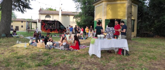 Catering eventi privati aziendali matrimonio toscana pisa food truck