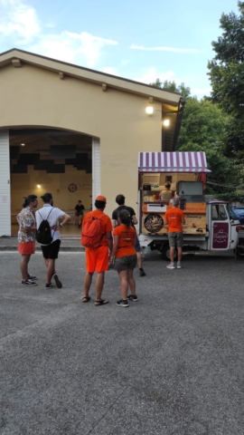 Rostivendolo Ganzo Comics - Ape Food Truck - Toscana Pisa