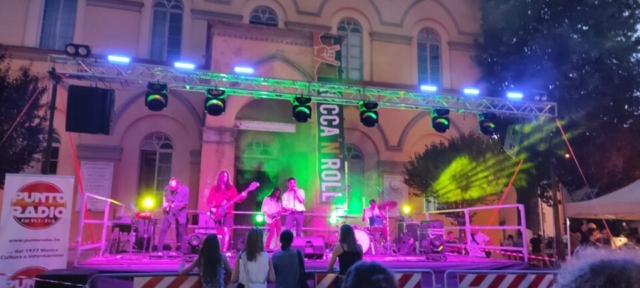 Street food truck concerto rock rocca'n'roll