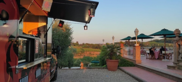 cuochi a domicilio rostivendolo street food truck pisa toscana