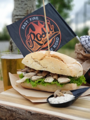 Rostivendolo Street Food - Panino Pollo Briao